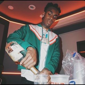 Meet your Posher, Adam